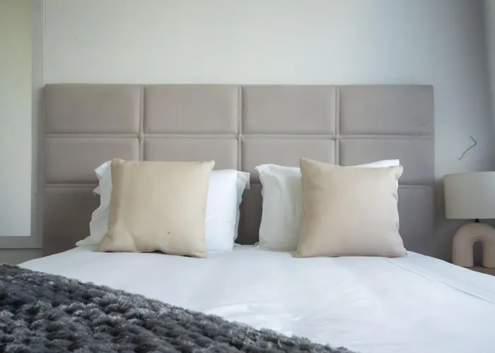 Ozeanica Heights By Lovelystay *